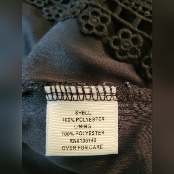 Ultra Pink Elegant Black Antique Lace Women's Top Size L - Picture 4 of 5